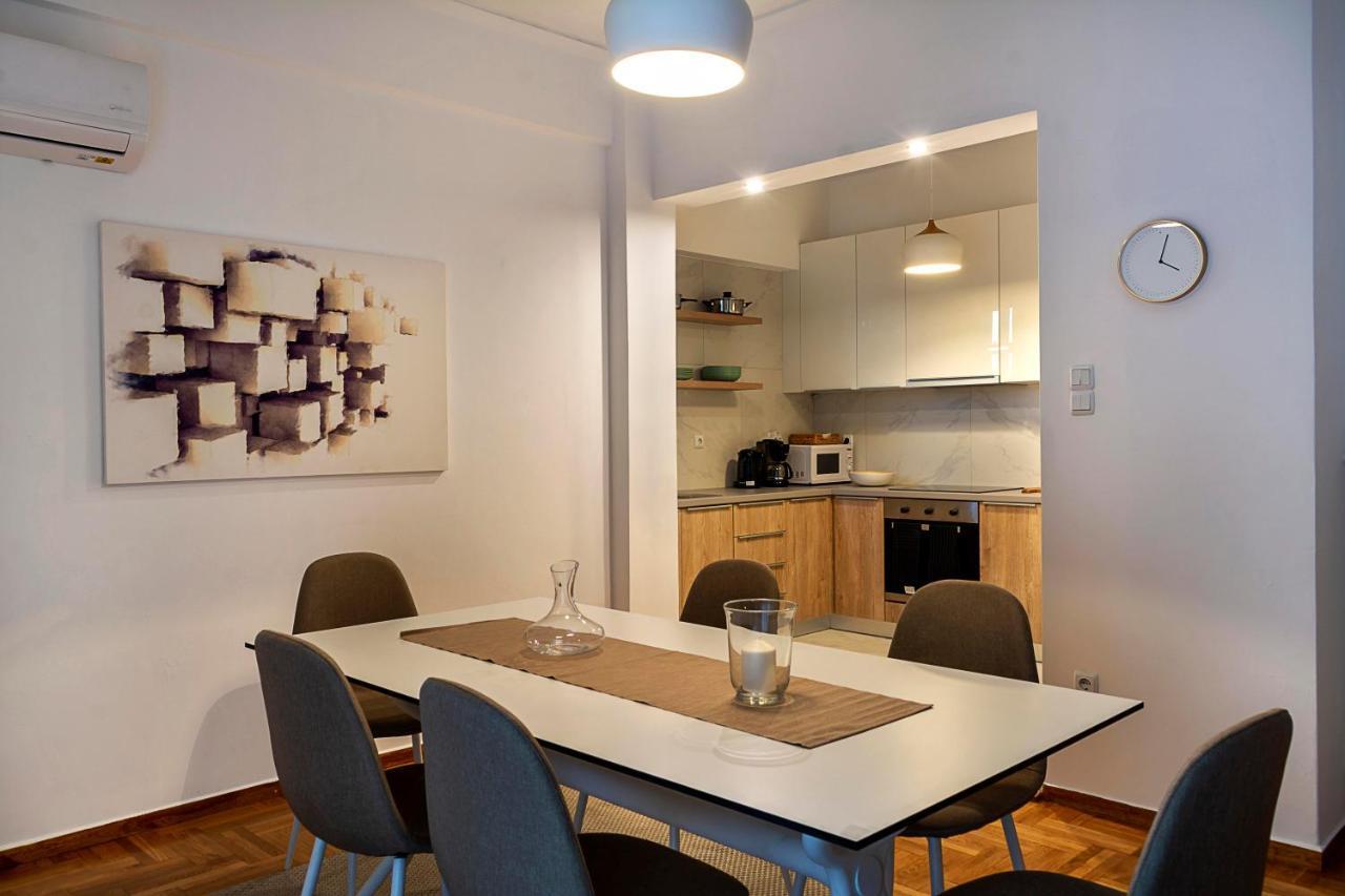 Elegant, Spacious & Minimalist Aptm W/Balcony Atenas Exterior foto